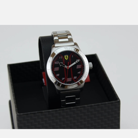 BRAND NEW FERRARI STAINLESS STEEL ⌚️ WATCH!! ATTN GETTER! - Picture 2 of 2